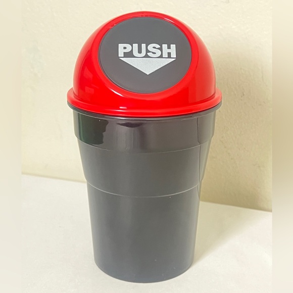 New Plastic Car Cup holder Garbage Can. Portable Trash Can for car, Office (Red) - Picture 3 of 11